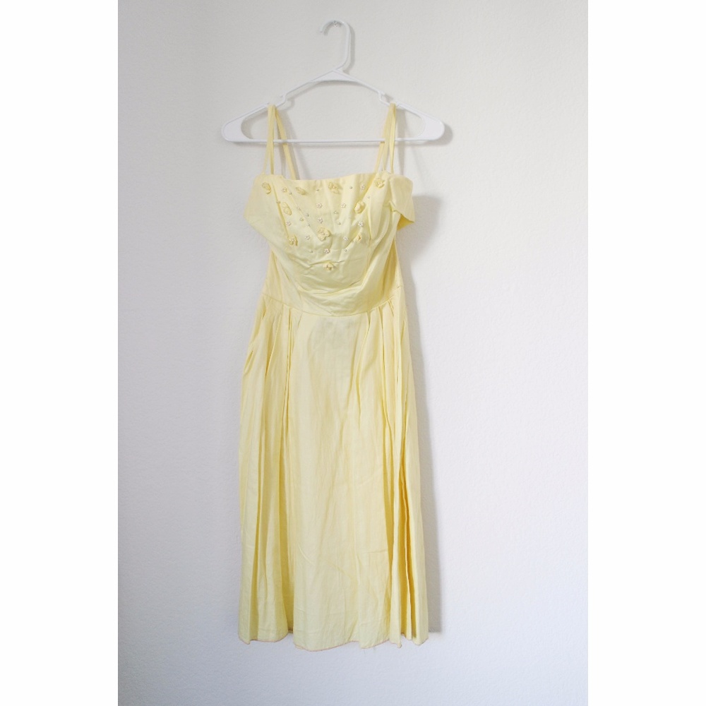 Vintage Southern Belle Pearl Strapped Dress